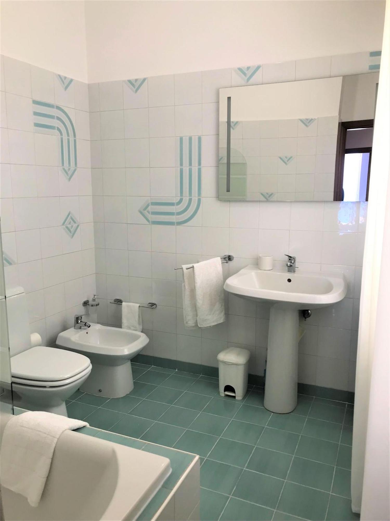 Vecchia Paradiso - A Un Passo Dal Mare Messina Room photo